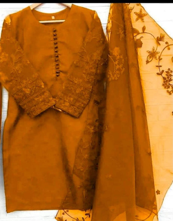 Amber Glow – Premium 3pc Luxury Embroidered Suit